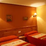 Garganta Del Cares Hotel *