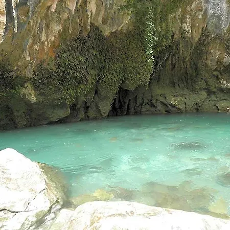 Szálloda Garganta Del Cares Poncebos