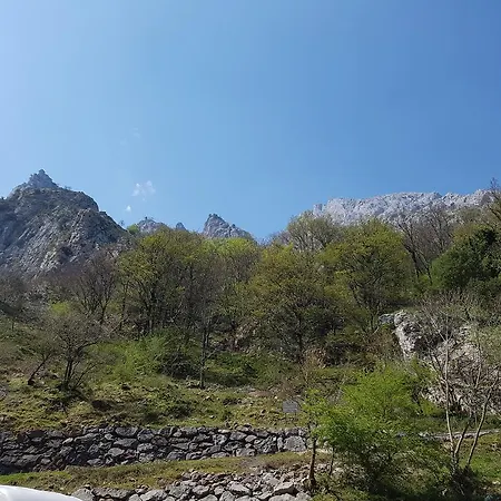 Garganta Del Cares Otel Poncebos