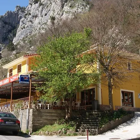 Garganta Del Cares Poncebos