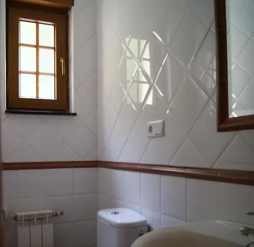 Hotel Garganta Del Cares *